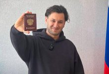 Photo of СБУ предъявила подозрение получившему паспорт России основателю «Грибов»