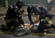 Photo of Вучич заявил, что задержанные в Белграде не получат помилования
