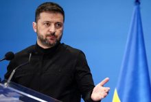 Photo of FT назвала конфликт с НАБУ падением Зеленского «с пьедестала демократии»