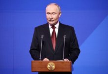 Photo of Путин заявил, что денег «всегда и везде не хватает»