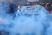 Photo of В Париже произошли стычки между полицией и движением «Заблокируем все»