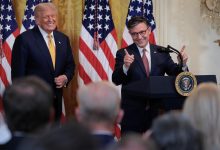 Photo of В конгрессе США назвали Трампа «информатором ФБР»
