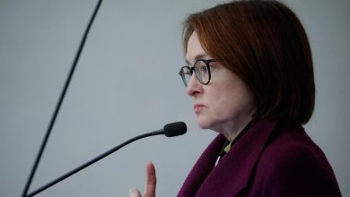 Photo of Набиуллина объяснила минус роста зарплат россиян