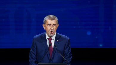 Photo of МИД Чехии назвал следующего премьера стучащей ботинком марионеткой Орбана