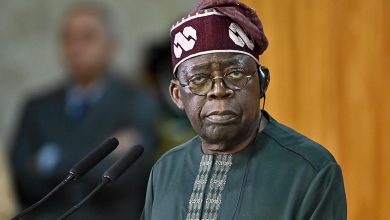 Photo of Президент Нигерии объявил ЧП и приказал увеличить число военных и полиции